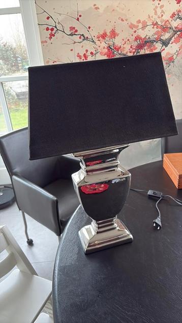 Gratis af te halen tafellamp