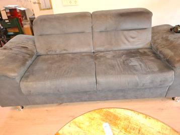 Blauwe 2-zitsbank gratis af te halen