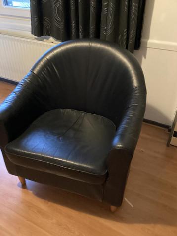 Gratis Donkerblauwe leren stoel