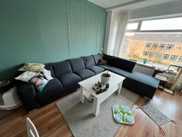 Gratis bank en koffietafel af te halen