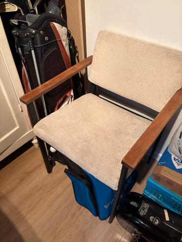 Loods 5 Stoel met Houten Armleuningen