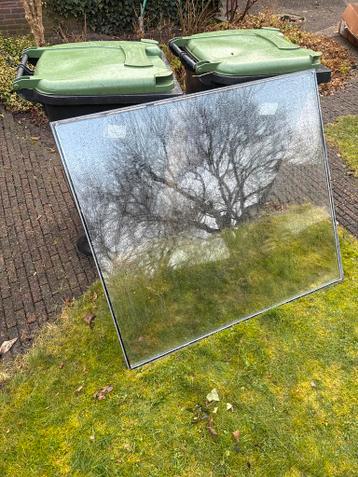 Dubbel glas - 1270x1125 - Gratis af te halen