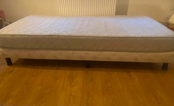 1 persoons boxspring en matras