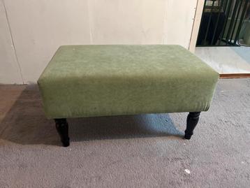 Groene voetenbank / poef - Gebruikt