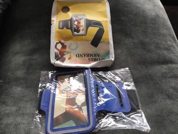 NIEUW 2 armhoesjes 1 nieuw blauw en 1 xgebruikt wit