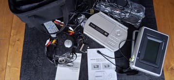 Draagbare DVD-speler met 2 schermen