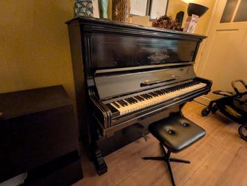 Gratis Piano met ivoor toetsen