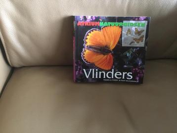 Boek over verschillende vlinders