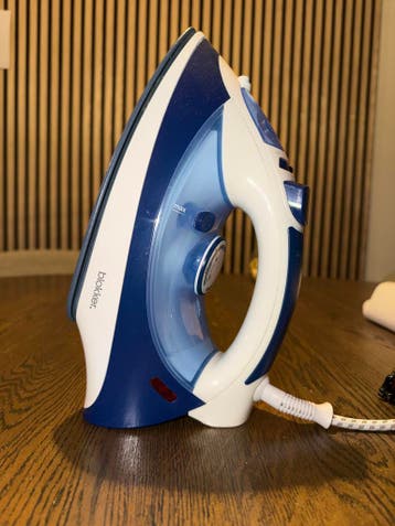 Strijkijzer met stoomfunctie - Blokker