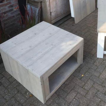 Houten Salontafel 70x70x40 cm (lengte x breedte x hoogte)