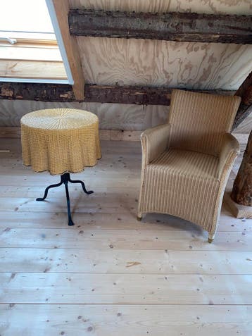 Kussen voor in deze Lloyd loom stoel gevonden