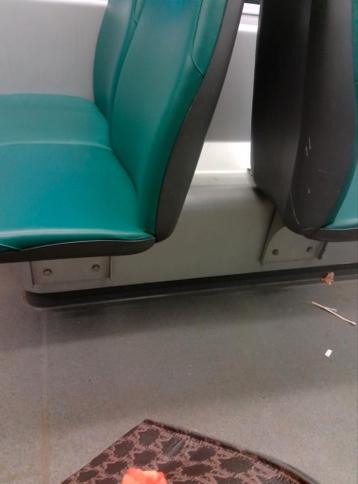 Iphone 7plus kwijtgeraakt hoesje met roze vacht rdam