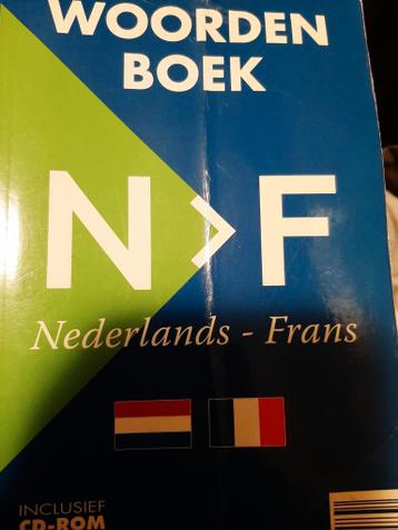 Nederlands-Frans Woordenboek met CD-ROM