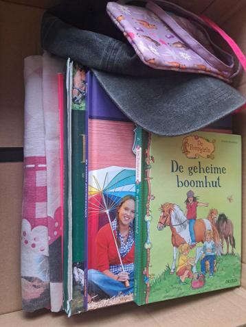 Pakket met diverse paarden spullen