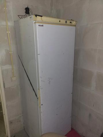 Grote Koelkast - Ideaal voor extra opslag