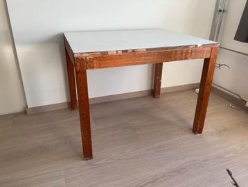 Robuuste houten werktafel met kunststof blad 100x80cm