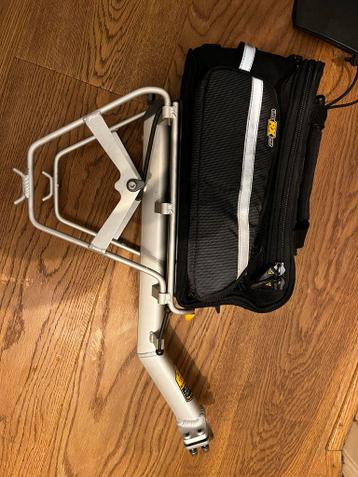 Fietsbagagedrager met tas