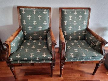 Stoelen (2 stuks) moeten NU GRATIS weg!