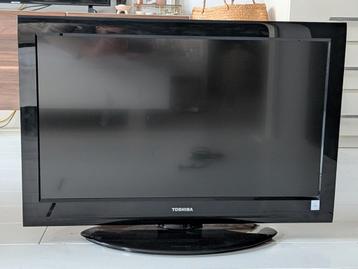 Toshiba 32 inch Full HD LCD TV - Weinig Gebruikt
