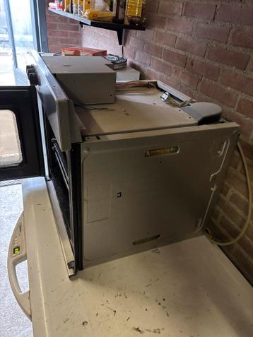 Oven - defect - voor oud ijzer