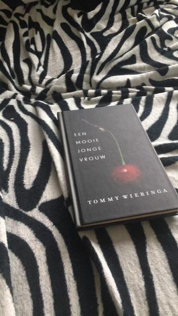 Een mooie jonge vrouw