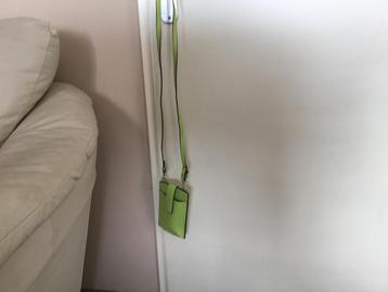 Nieuw groen telefoontas/hoes Bonprix