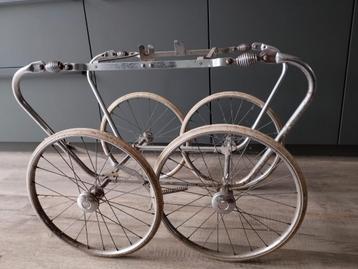 Onderstel voor  bijvoorbeeld een orgel