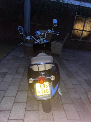 Sym Allo bromscooter - Geel kenteken