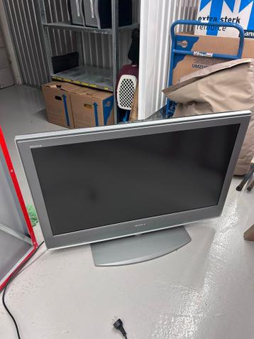 Sony Bravia LCD TV 40 inch - KDL-40S2000