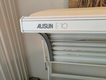 Gratis: Alisun E10 zonnebank - compact model