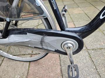 Gezocht kettingkast dames fiets gazelle orange