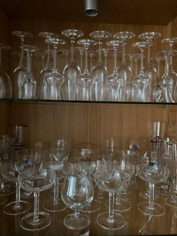 Mooie verzameling glazen - gratis uitzoeken