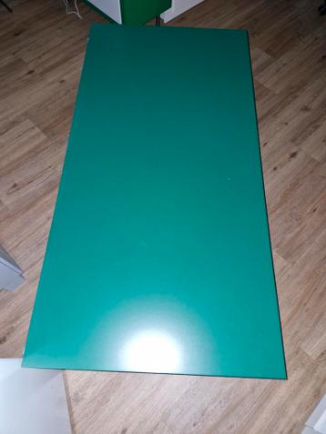 GRATIS afhalen : Lage speelgoed tafel ikea (b.v. lego)