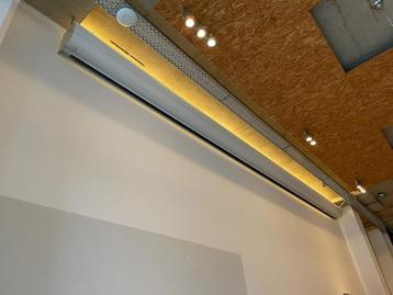 Groot filmdoek / beamer scherm (7m) - Gratis af te halen!