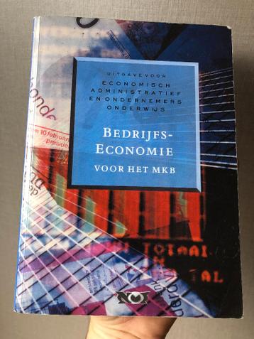 Studie boek: Bedrijfseconomie voor het MKB