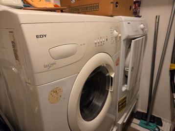 Te wasmachine en droger incl opzet frames