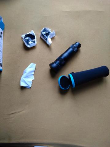 Apexel telefoon driepoot en 28x opzetlens