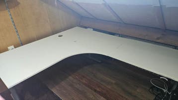 Hoekbureau 160x160x80 - gratis afhalen!