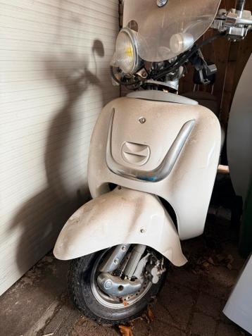 Fosti Snorscooter 2011 - km6683 - beetje vies, niet kapot