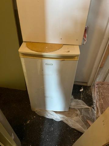 GRATIS OPHALEN koelkastje oud