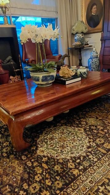 Opium tafel zeer groot!! 160x100x40 robuuste tafel. GRATIS!!