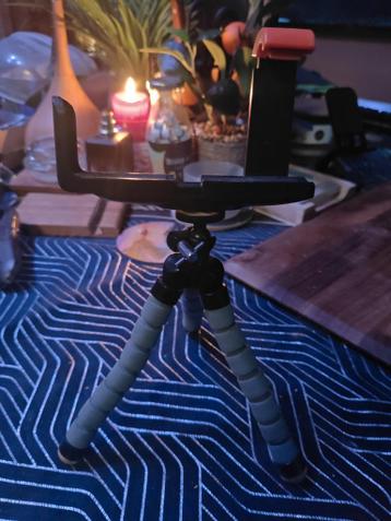 Gratis Compact Mini Statief voor Telefoon of Camera