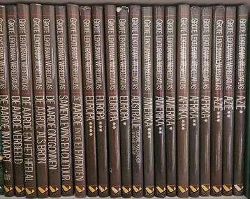 Grote Lecturama wereldatlas 23-delig