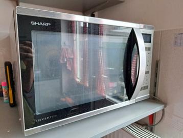 Sharp hetelucht oven Compleet - MOET WEG