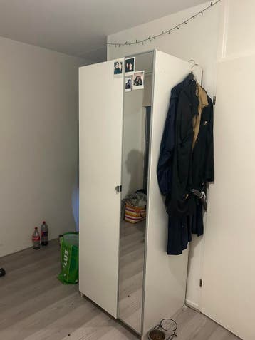 Gratis kledingkast