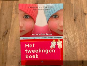 Het Tweelingenboek - Lenny Duijvelaar & Anjo Geluk
