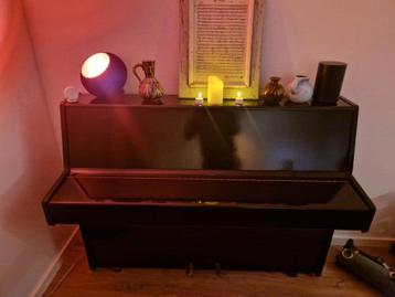 Piano Alb. Hahn - model Euryanthe