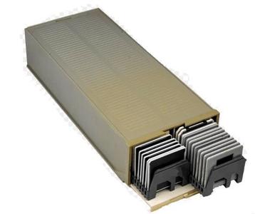 3X dia dozen  leeg met grote slede