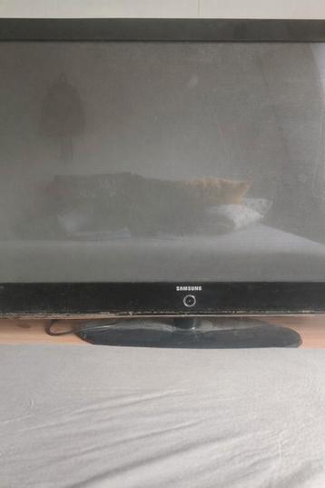 Goedkope Samsung TV - Schoonmaak nodig
