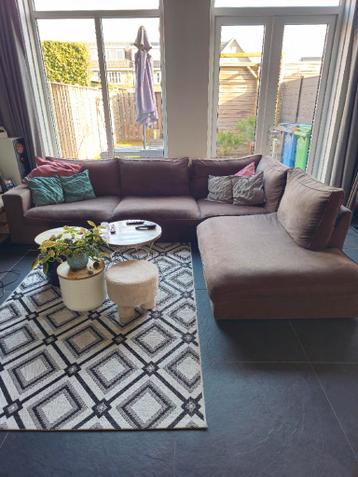 Gratis Ophalen (Almere) Zitbank moet p.d weg (255x300cm)